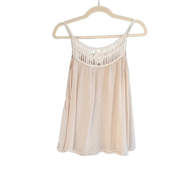 Altar'd State Cream Macrame Crochet Hem Tank Top Sz Small - Picture 1 of 4